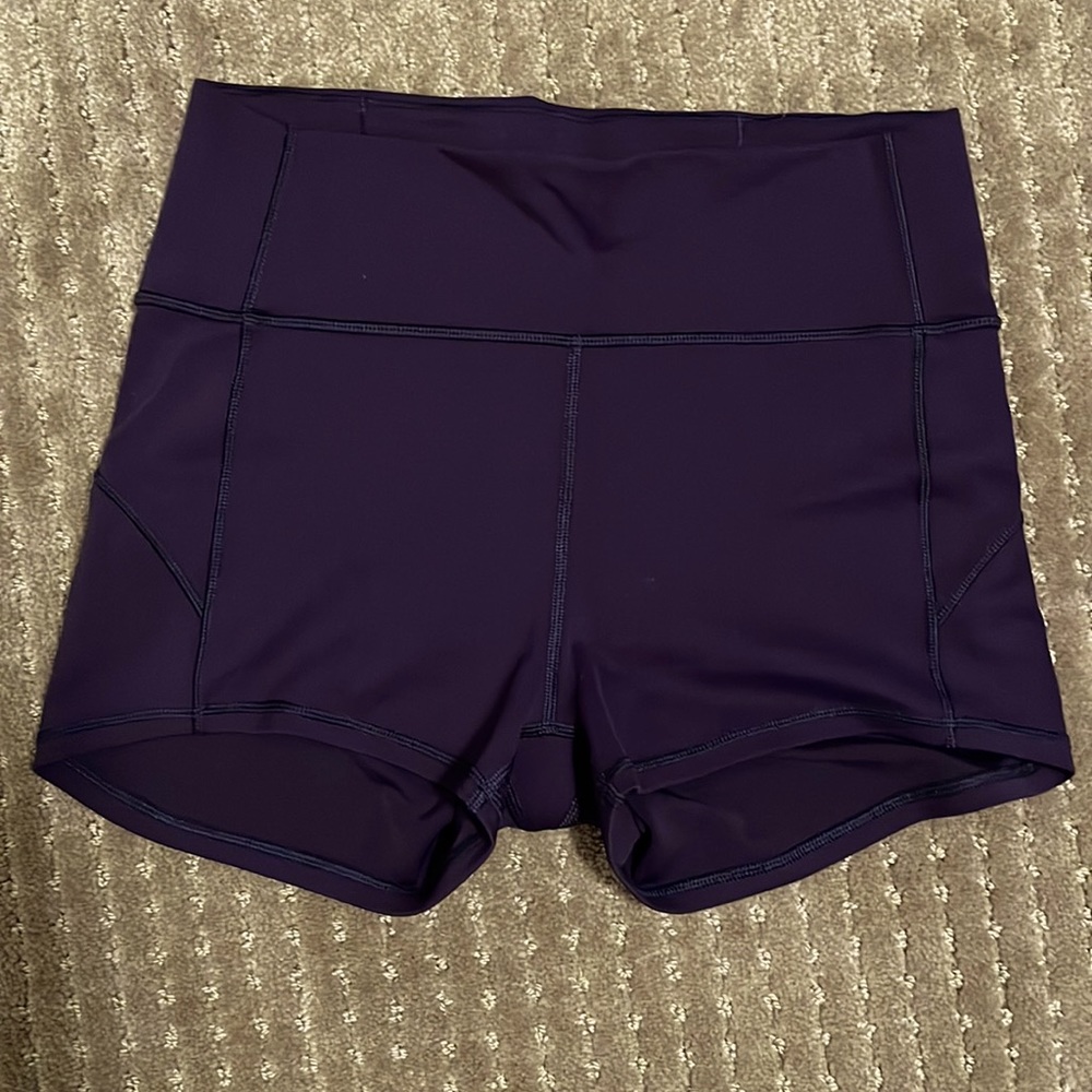 Lululemon In Movement Short Everlux 2.5”